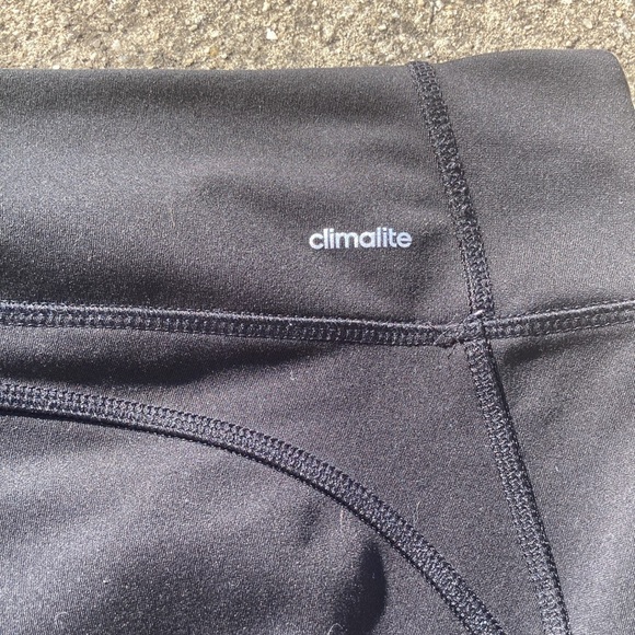 Adidas Black Cropped Leggings women’s size XL - Picture 7 of 8
